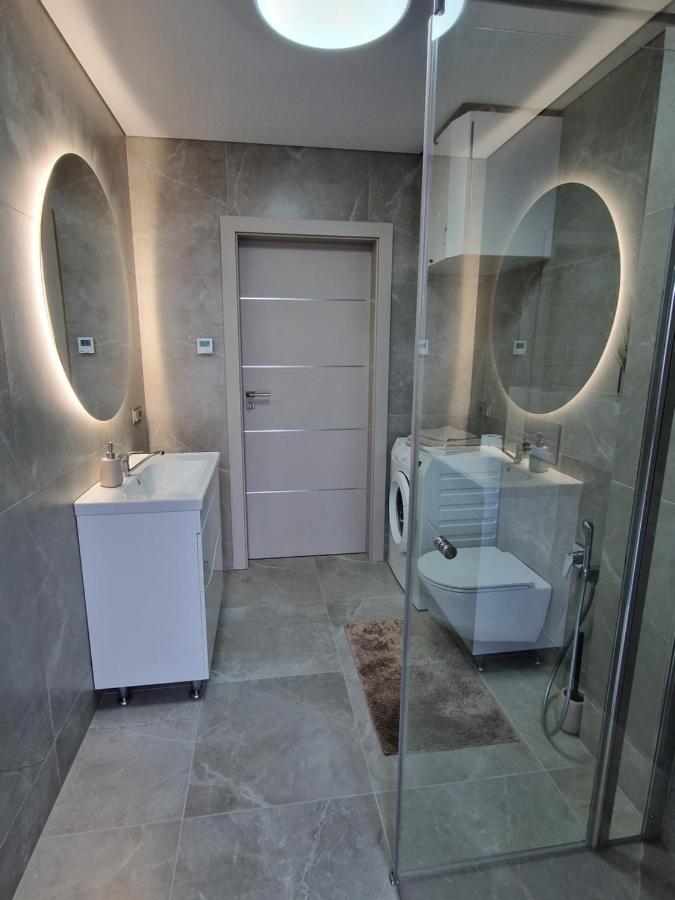 Life Story Apartment Kaunas Ngoại thất bức ảnh